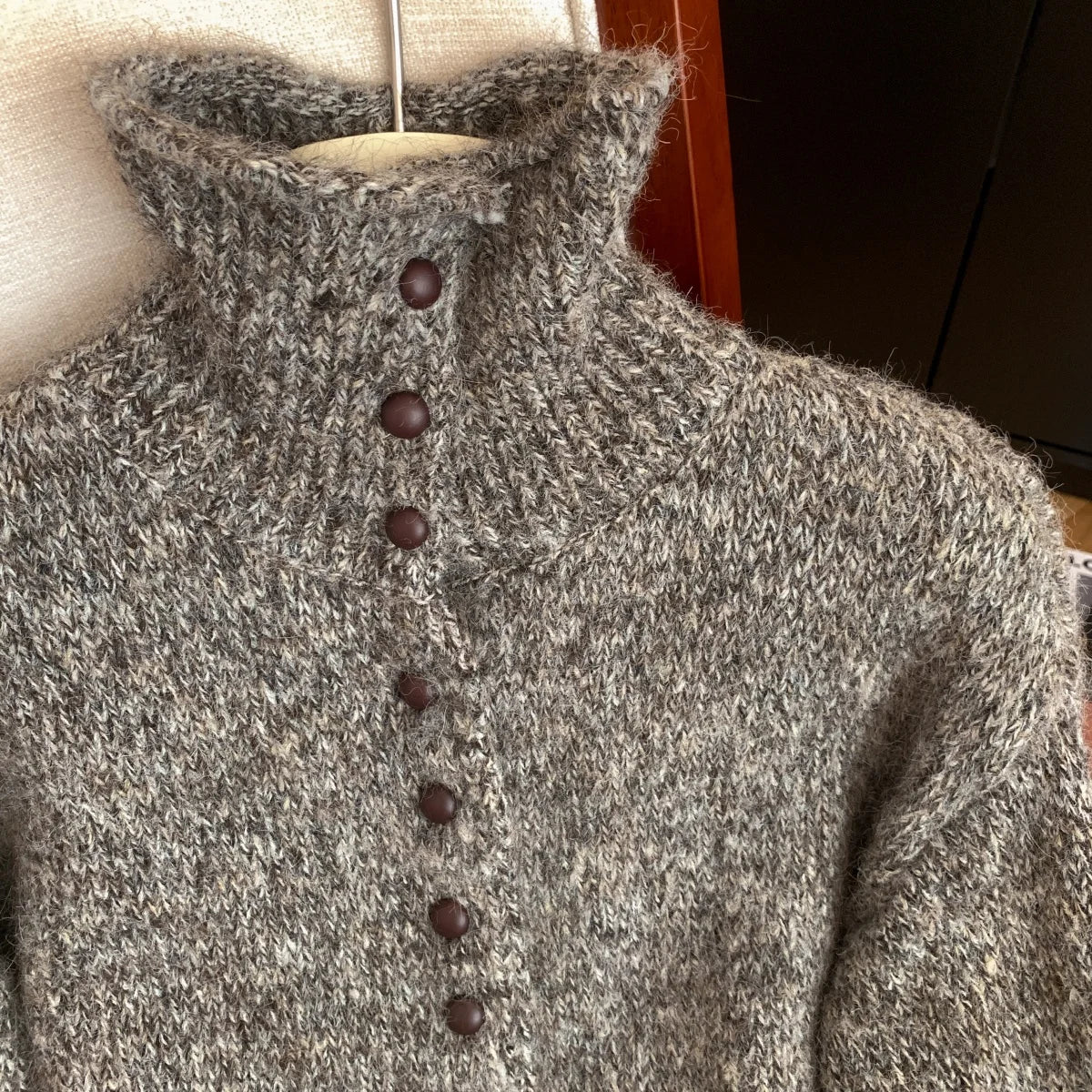 Cardigan col montant – Inspiration coréenne Y2K