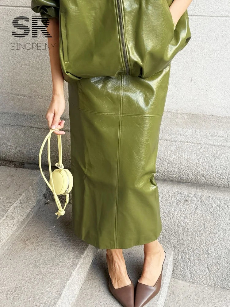 Jupe longue effet cuir – Silhouette rétro