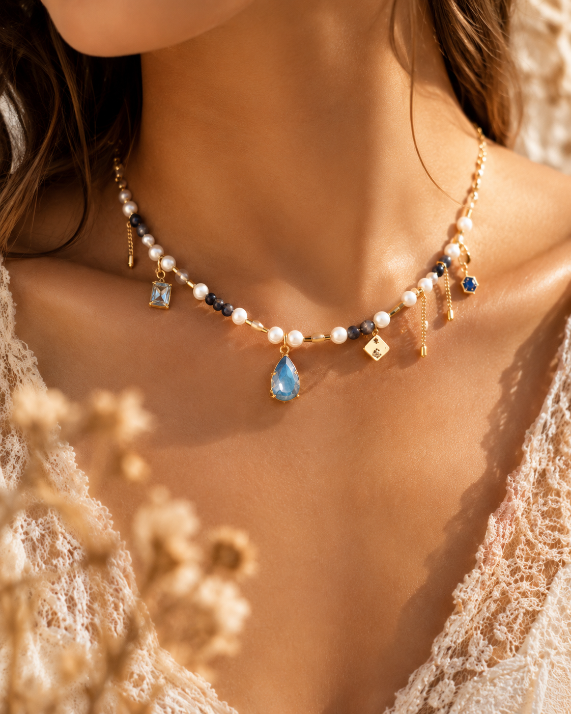 Collier Luna Perla Azul
